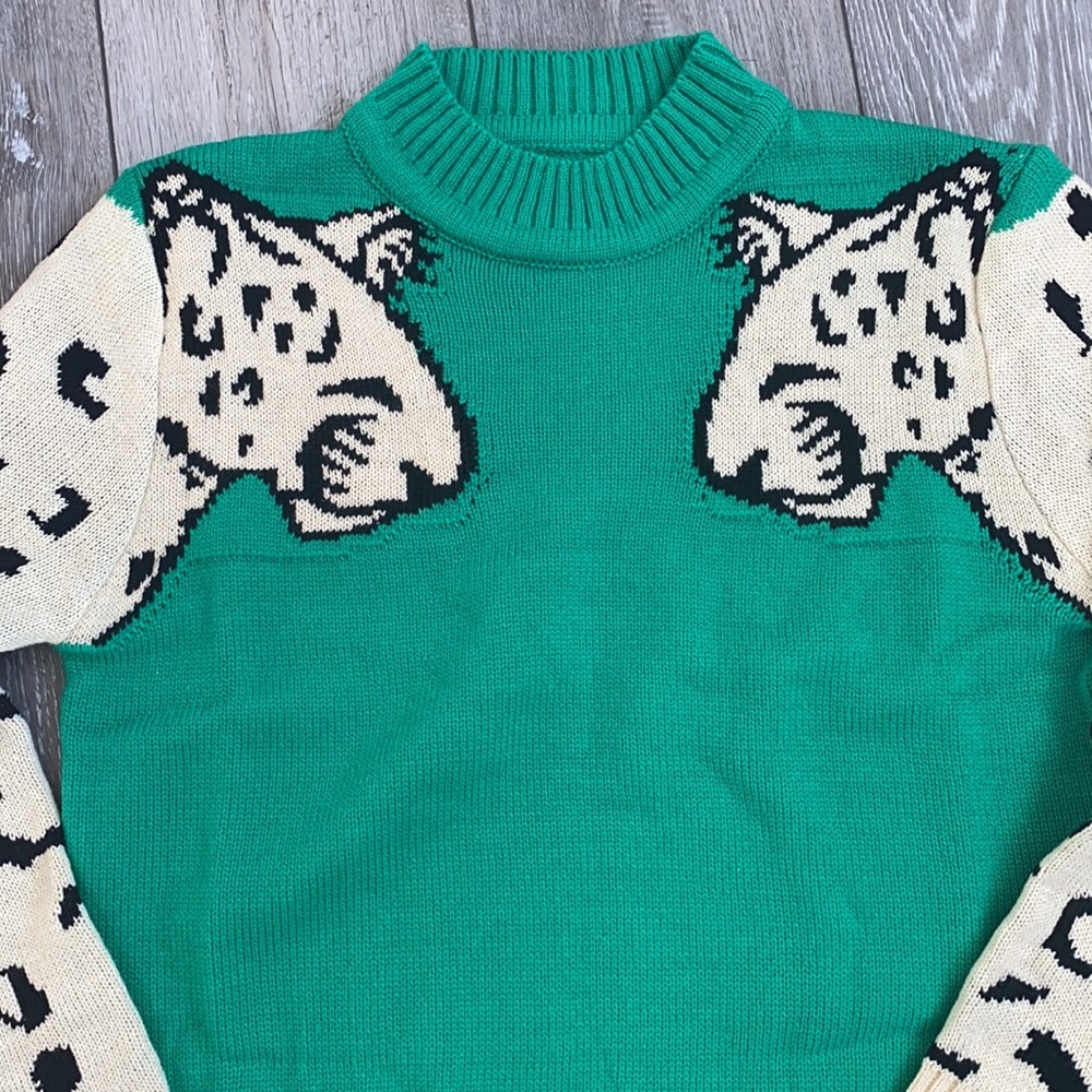 WILD WHITE LEOPARD COURAGEOUS SWEATER - Picture 4 of 10
